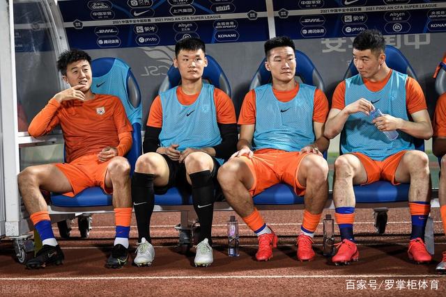 拜仁与沙尔克对决前瞻：关键球员间的较量